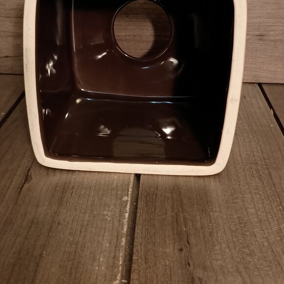 DKNY Donna Karan Tissue Box Cover Brown White Beige - Picture 8 of 10